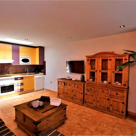 Holiday House Lalavel 아파트 *